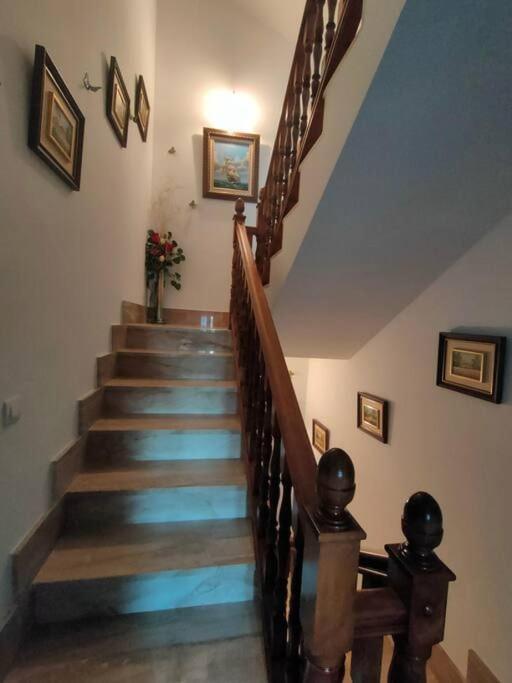 Vivienda De Uso Turistico En Entorno Maravilloso Huerta Del Rey Esterno foto
